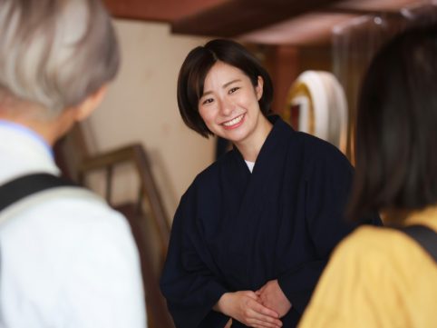温泉旅館で働くってどう？ホテルとの違いと魅力を解説